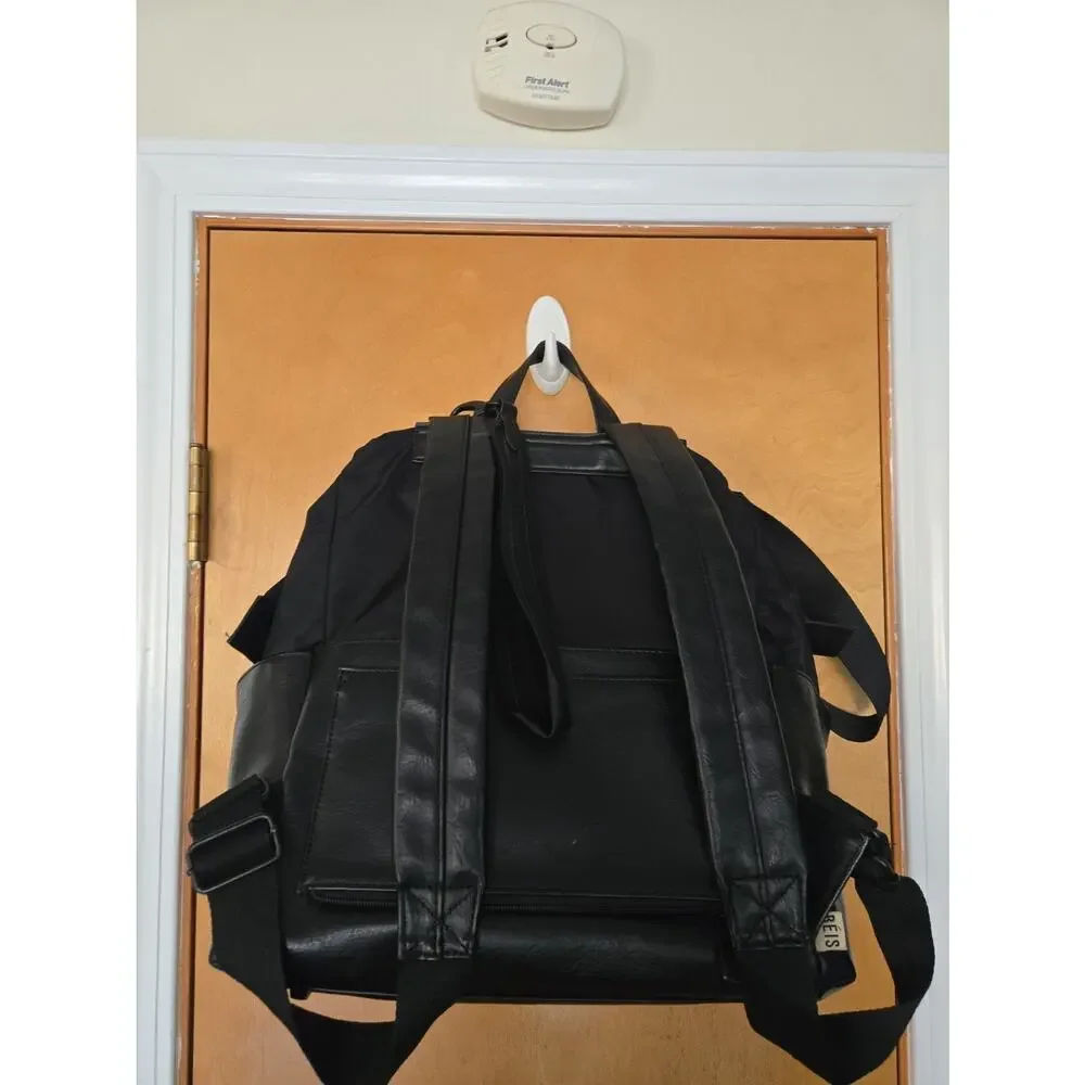 BEIS The Diaper Backpack in Black - Baby Bag Travel - Used Great Condition